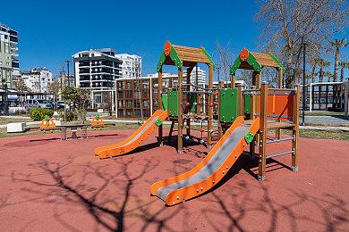 《森林之子》多人演示 最多支持8人联机